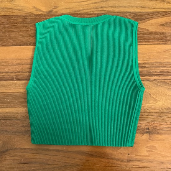 Aritzia Sculpt Knit Muscle Tank - Picture 2 of 3